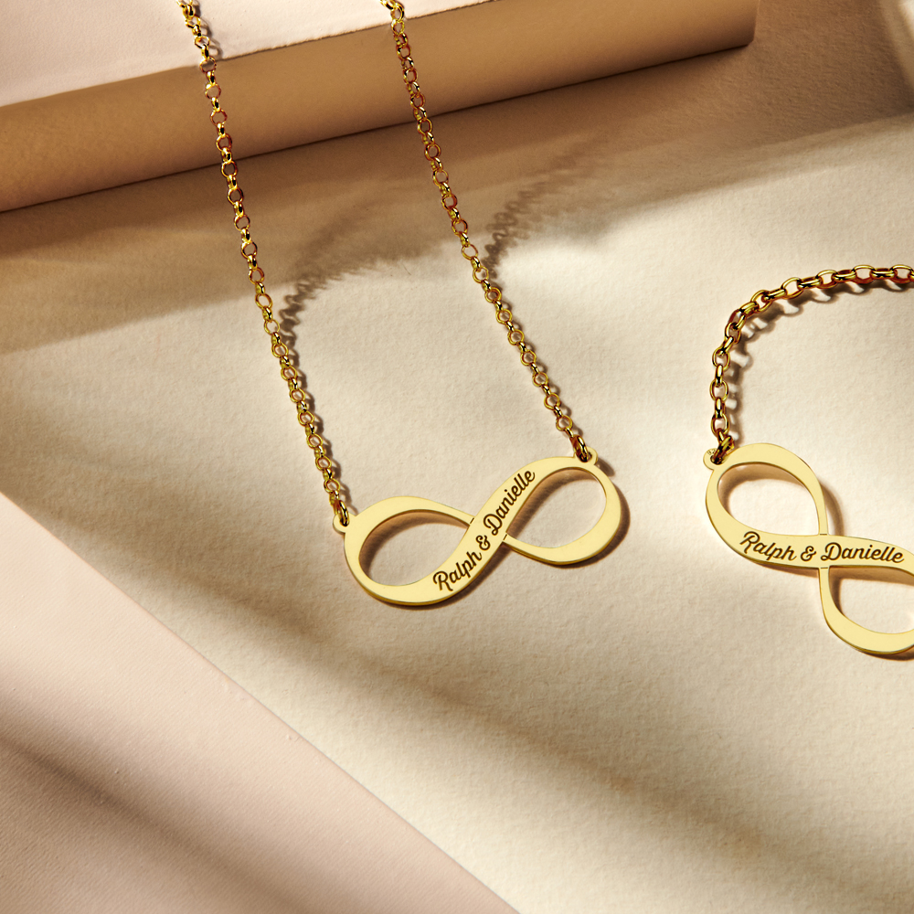 Infinity sieraad van goud.2 Infinity sieraad van goud.2